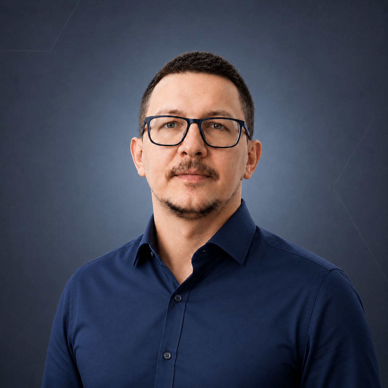 Portrait of Alex Hiriavenko